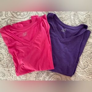 2fer! Womens XXL Champion T-shirt’s. Vneck.